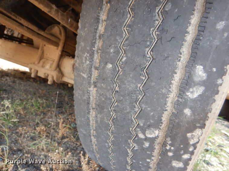 image for item DG4851 2009 Blue Bird Vision school bus