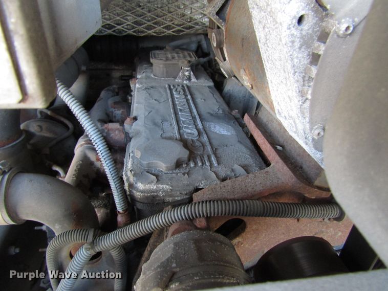 image for item DG8174 2007 Gillig G29E102R2 shuttle bus