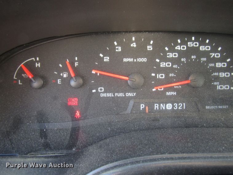 image for item DG8175 2007 Ford E450 shuttle bus