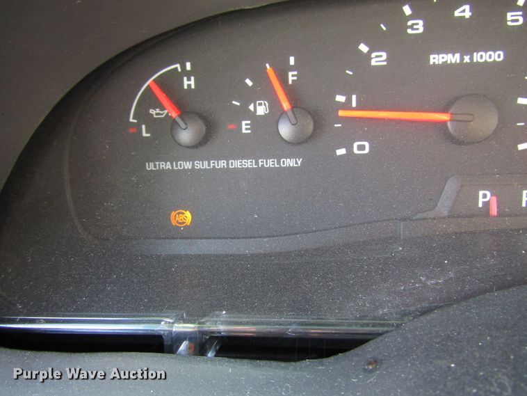 image for item DG8176 2007 Ford E450 shuttle bus