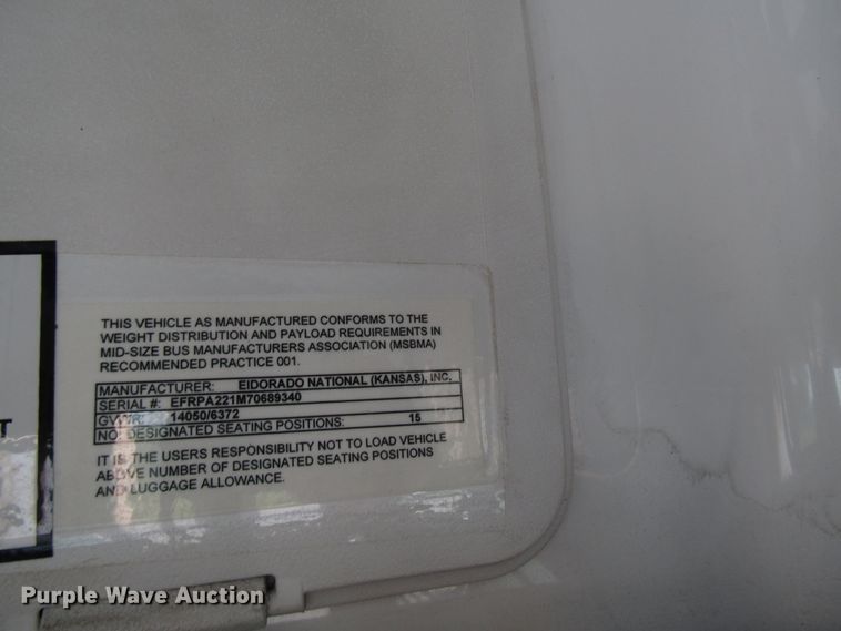 image for item DG8176 2007 Ford E450 shuttle bus