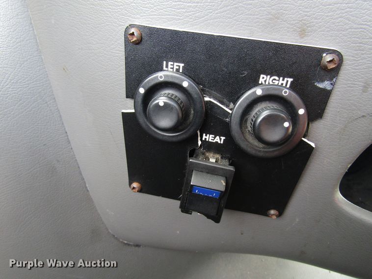 image for item DG8178 2008 Ford E450 shuttle bus