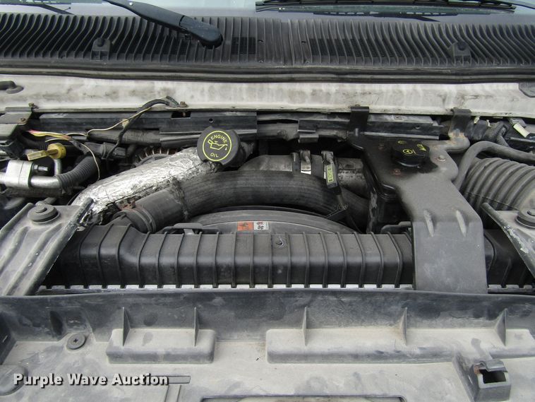 image for item DG8181 2009 Ford E450 shuttle bus