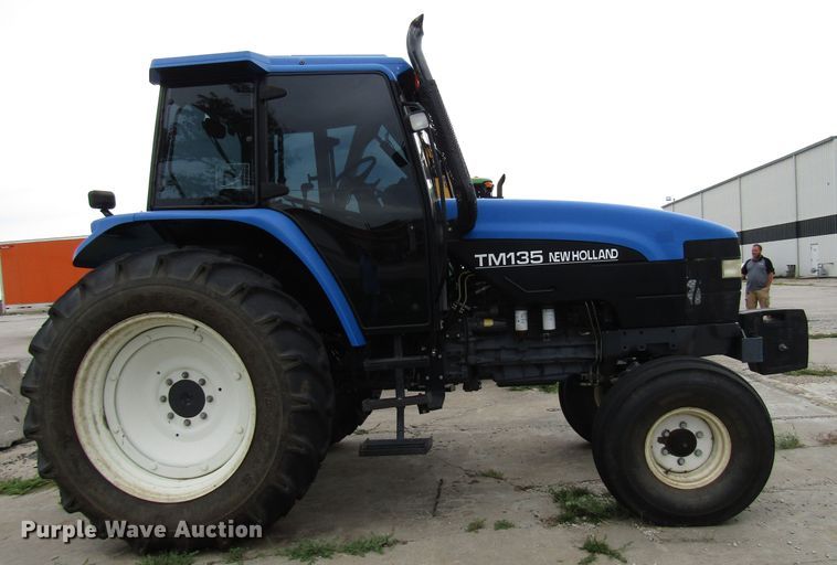 image for item DG8182 2002 New Holland TM135 tractor
