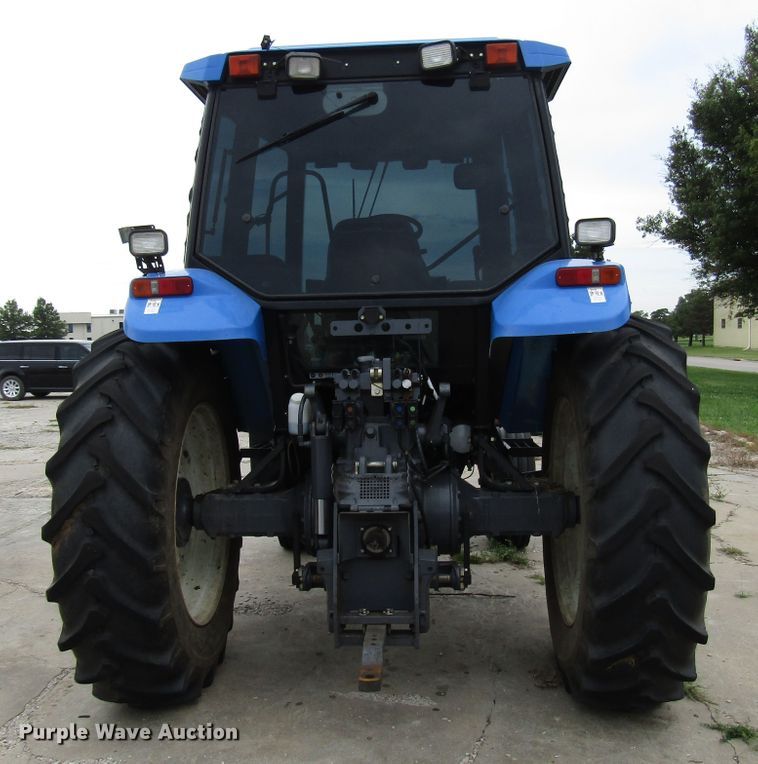 image for item DG8182 2002 New Holland TM135 tractor