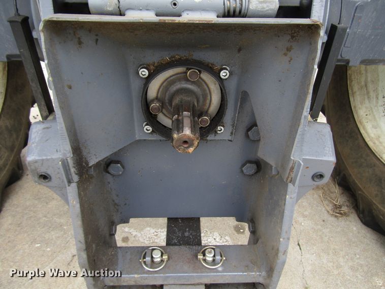 image for item DG8182 2002 New Holland TM135 tractor