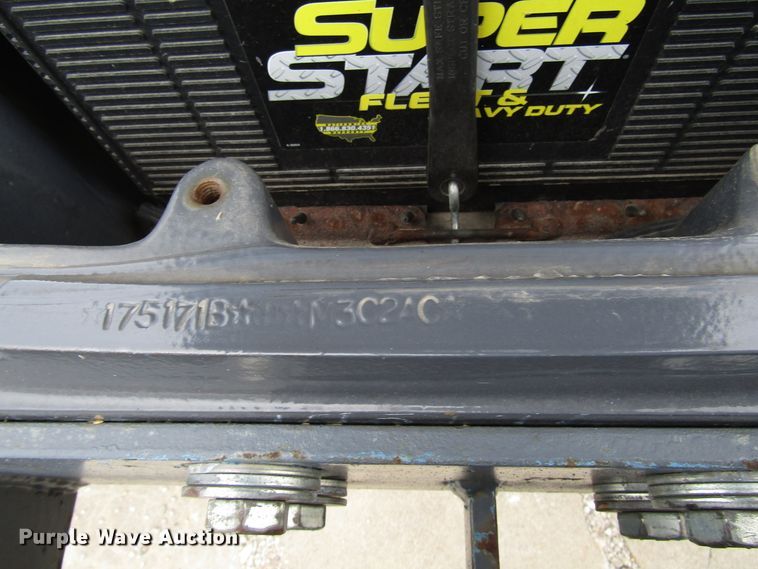 image for item DG8182 2002 New Holland TM135 tractor