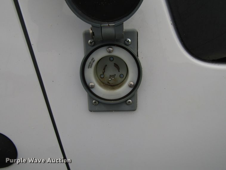 image for item DG8183 2006 Ford Explorer SUV