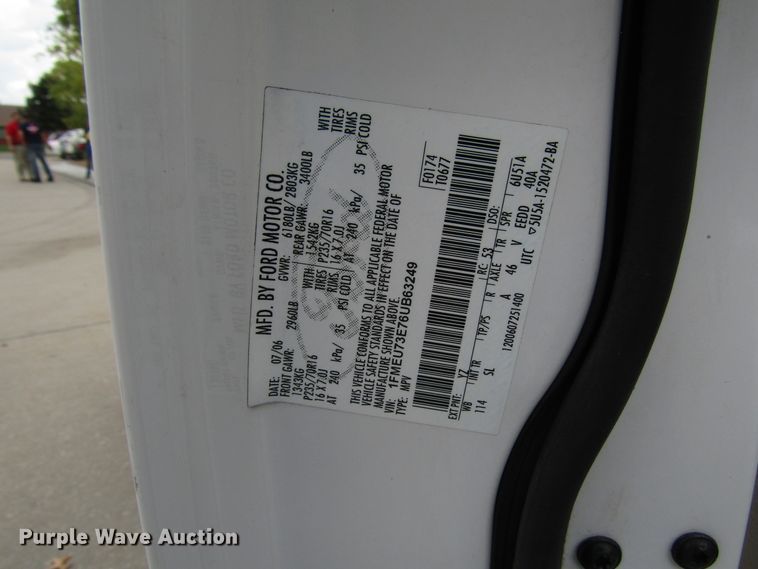 image for item DG8183 2006 Ford Explorer SUV