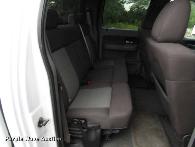 image for item DG8184 2006 Ford F150 SuperCrew pickup truck