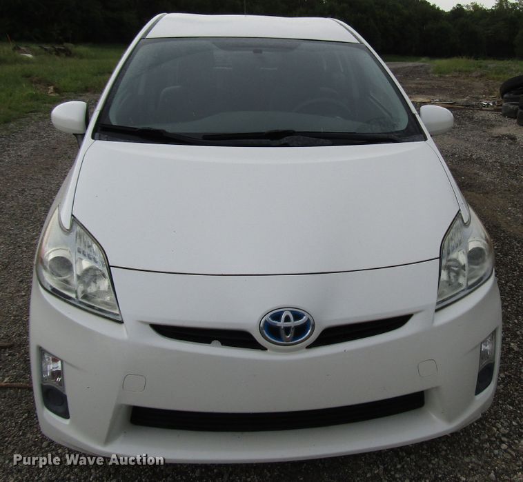 image for item DG8185 2010 Toyota Prius