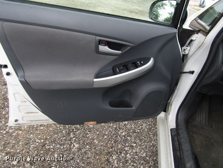 image for item DG8185 2010 Toyota Prius