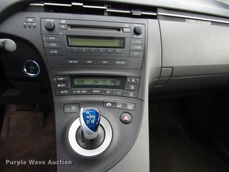 image for item DG8185 2010 Toyota Prius