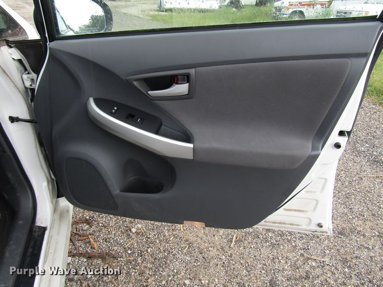 image for item DG8185 2010 Toyota Prius