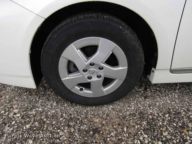 image for item DG8185 2010 Toyota Prius