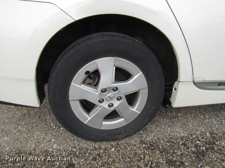 image for item DG8185 2010 Toyota Prius