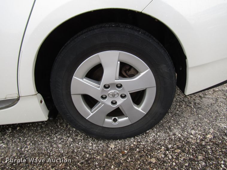 image for item DG8185 2010 Toyota Prius