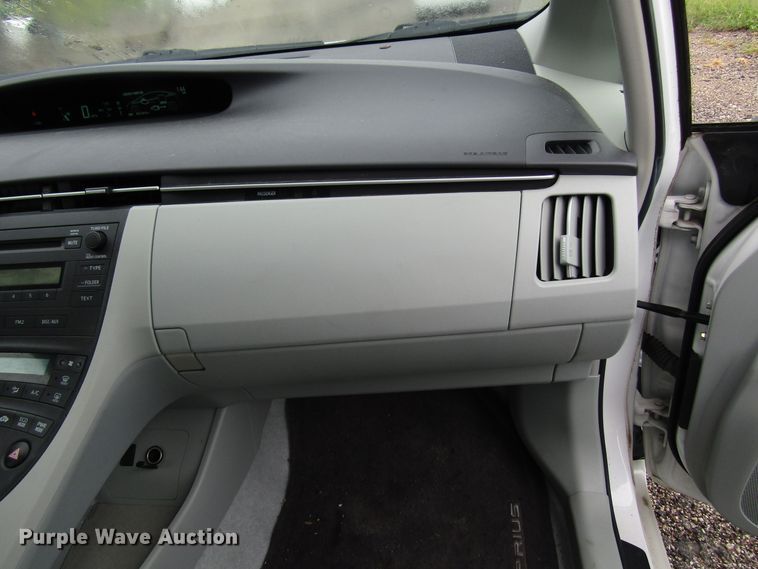 image for item DG8186 2010 Toyota Prius