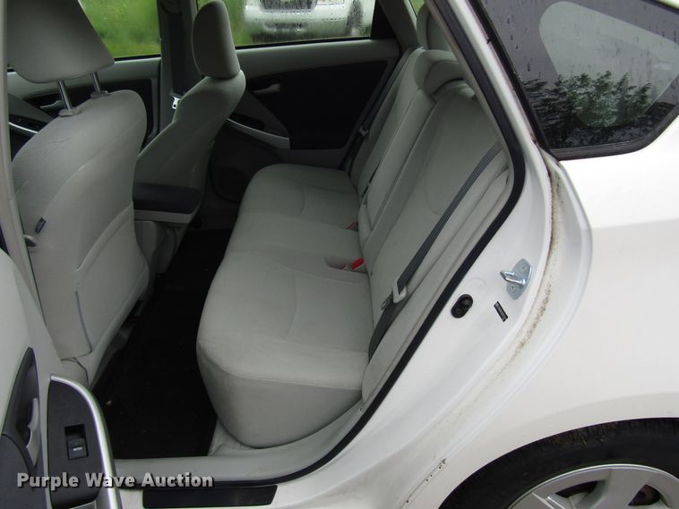 image for item DG8186 2010 Toyota Prius