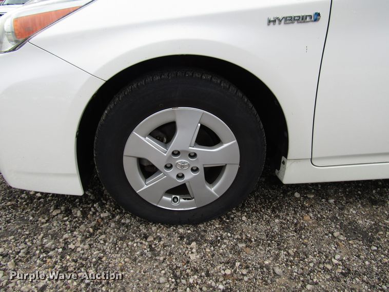 image for item DG8186 2010 Toyota Prius