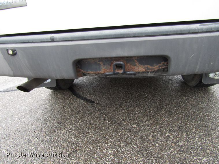 image for item DG8191 2006 Ford Explorer SUV