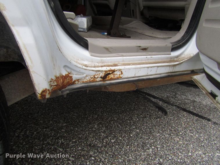 image for item DG8191 2006 Ford Explorer SUV