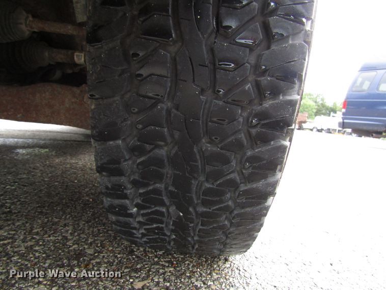 image for item DG8191 2006 Ford Explorer SUV