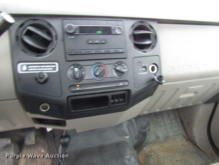 image for item DG8192 2008 Ford F250 Super Duty pickup truck