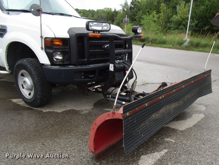 image for item DG8192 2008 Ford F250 Super Duty pickup truck