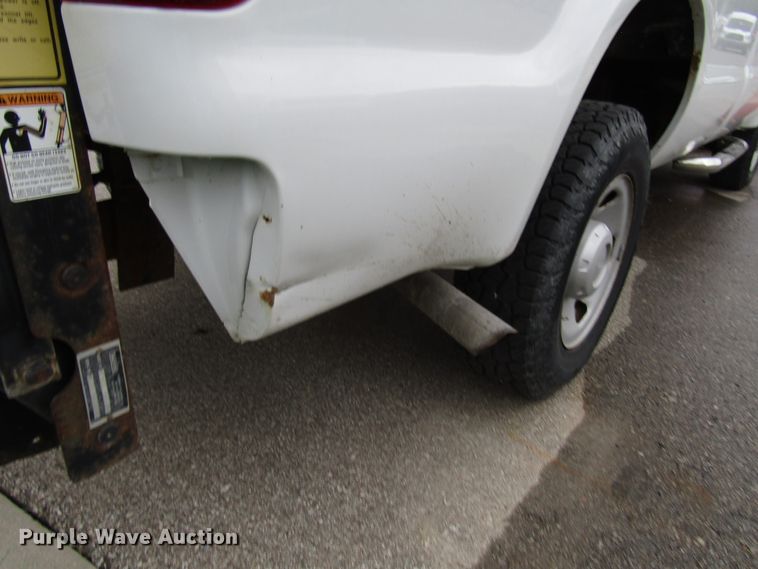 image for item DG8192 2008 Ford F250 Super Duty pickup truck
