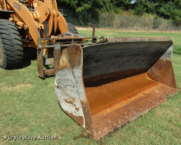 image for item DG8205 2002 Case 621D wheel loader