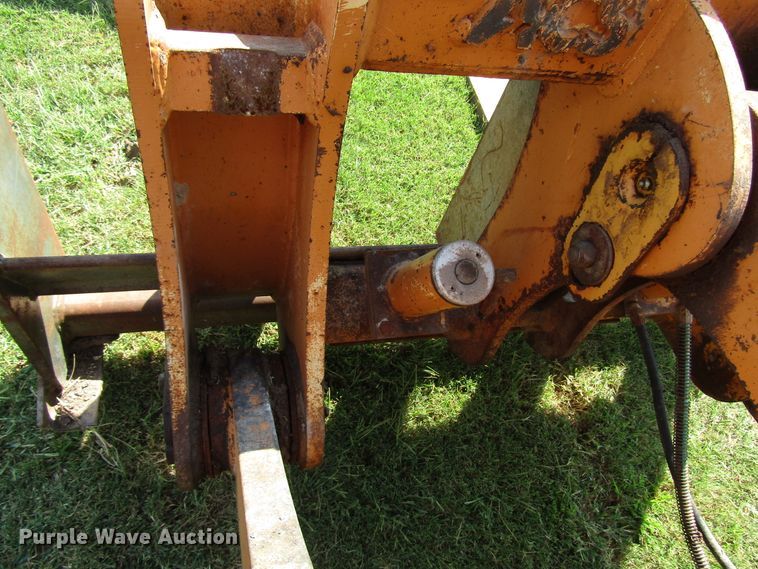 image for item DG8205 2002 Case 621D wheel loader