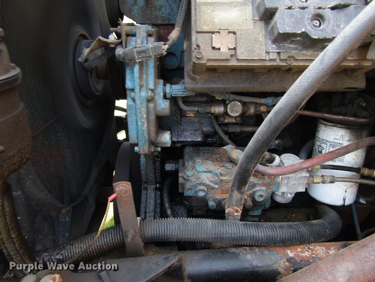 image for item DG8207 2002 International 4900 dump truck