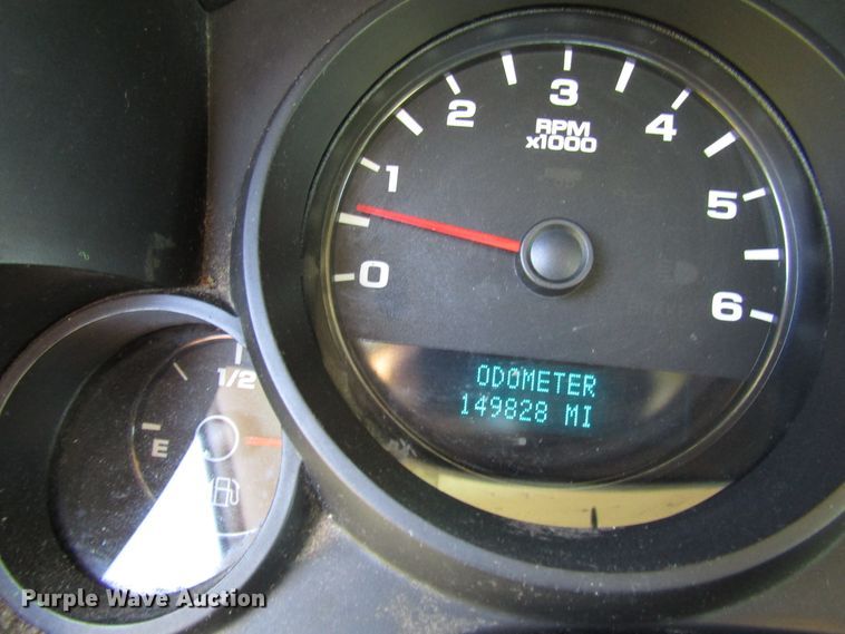 image for item DG8214 2007 Chevrolet Silverado 1500 pickup truck