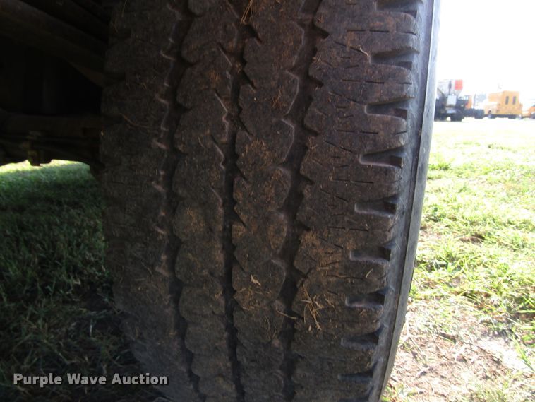 image for item DG8214 2007 Chevrolet Silverado 1500 pickup truck