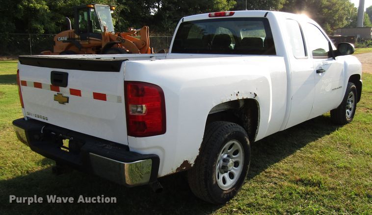 image for item DG8215 2008 Chevrolet Silverado 1500 Ext. Cab pickup truck