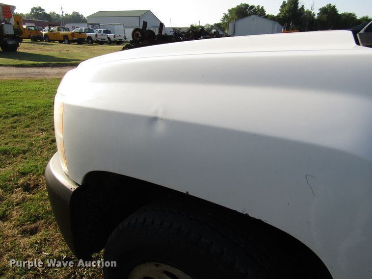 image for item DG8215 2008 Chevrolet Silverado 1500 Ext. Cab pickup truck