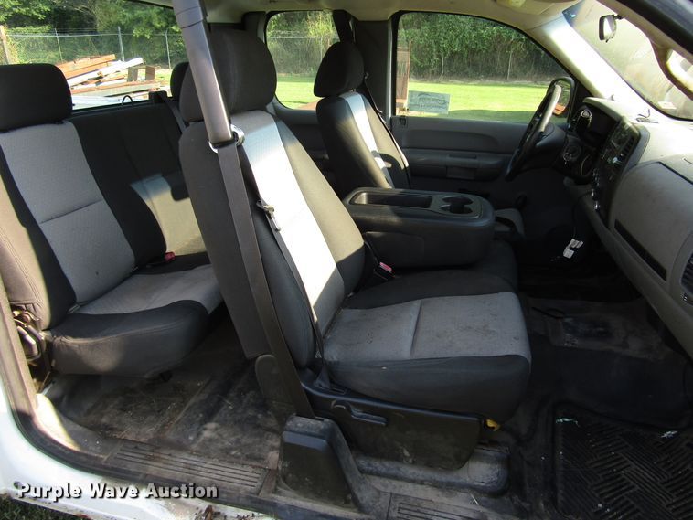 image for item DG8215 2008 Chevrolet Silverado 1500 Ext. Cab pickup truck