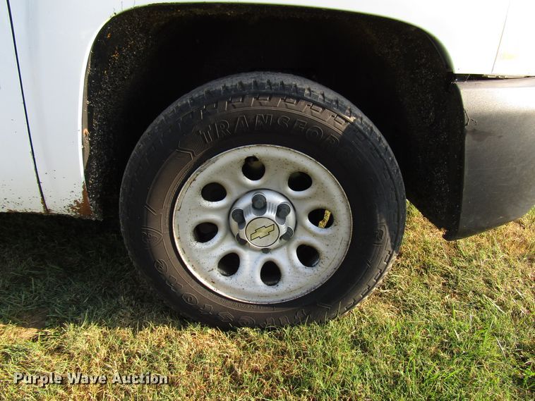 image for item DG8215 2008 Chevrolet Silverado 1500 Ext. Cab pickup truck