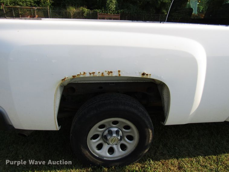 image for item DG8216 2008 Chevrolet Silverado 1500 Ext. Cab pickup truck