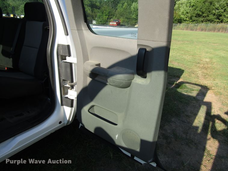 image for item DG8216 2008 Chevrolet Silverado 1500 Ext. Cab pickup truck