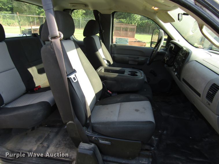 image for item DG8216 2008 Chevrolet Silverado 1500 Ext. Cab pickup truck