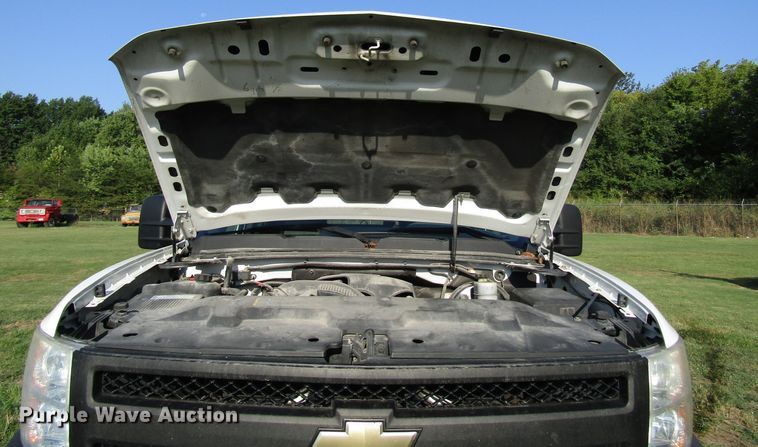 image for item DG8216 2008 Chevrolet Silverado 1500 Ext. Cab pickup truck