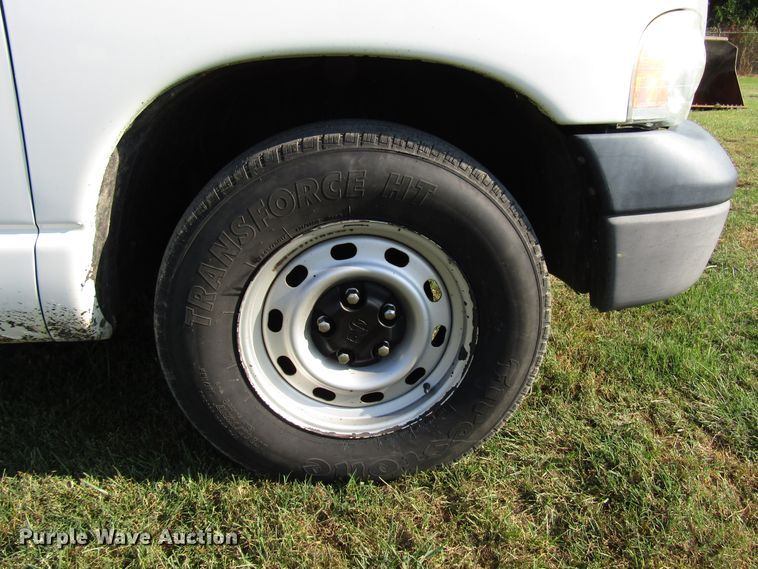 image for item DG8217 2004 Dodge Ram 1500 pickup truck