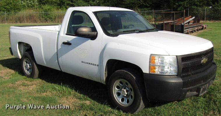 image for item DG8218 2008 Chevrolet Silverado 1500 pickup truck
