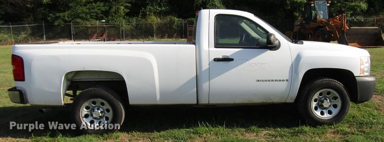 image for item DG8218 2008 Chevrolet Silverado 1500 pickup truck