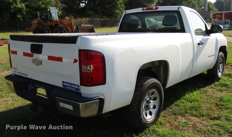 image for item DG8218 2008 Chevrolet Silverado 1500 pickup truck