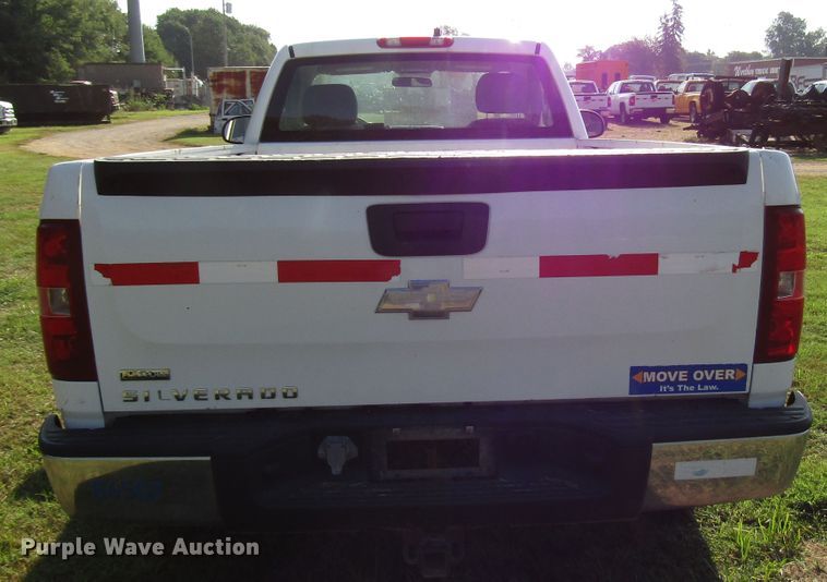 image for item DG8218 2008 Chevrolet Silverado 1500 pickup truck