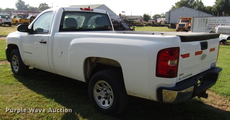 image for item DG8218 2008 Chevrolet Silverado 1500 pickup truck