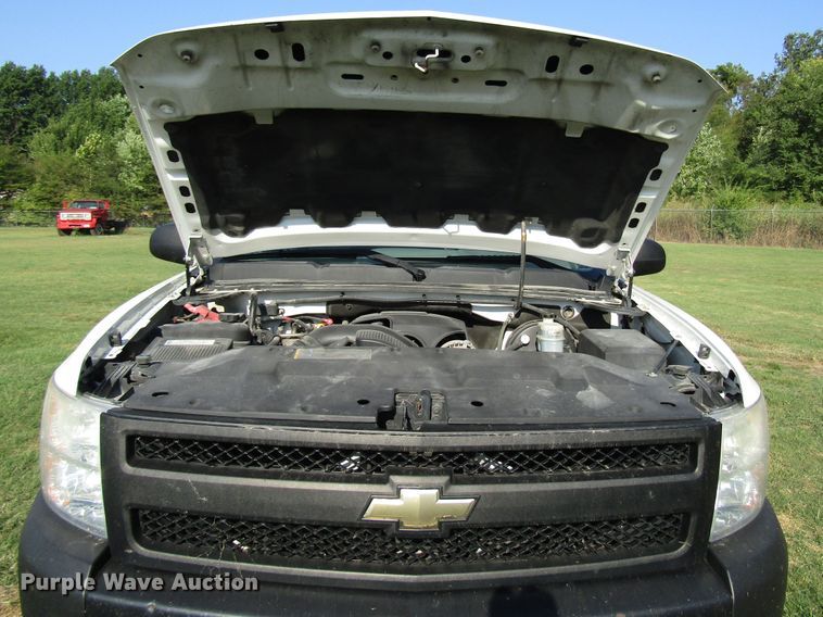 image for item DG8218 2008 Chevrolet Silverado 1500 pickup truck